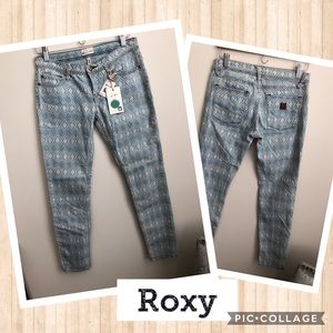NWT Roxy Denim Diamond Patterned Jeans 👖